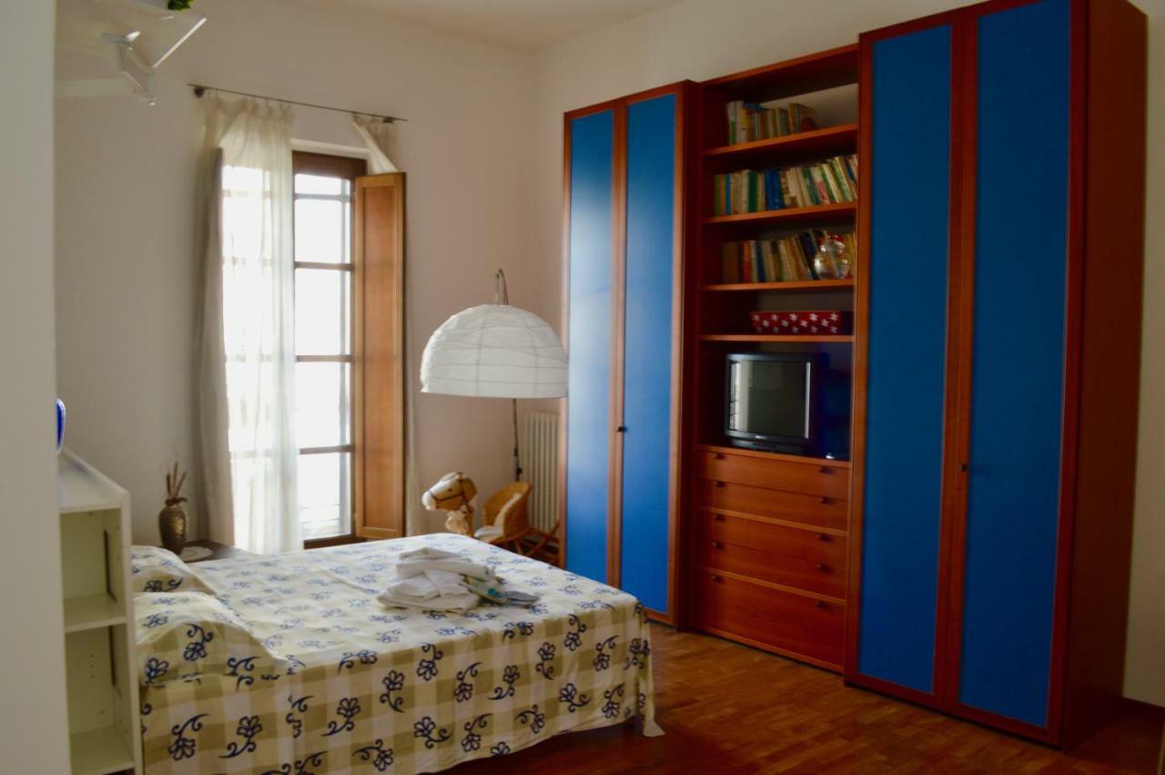Suites Piazza Umberto فيغناكاستريسي المظهر الخارجي الصورة