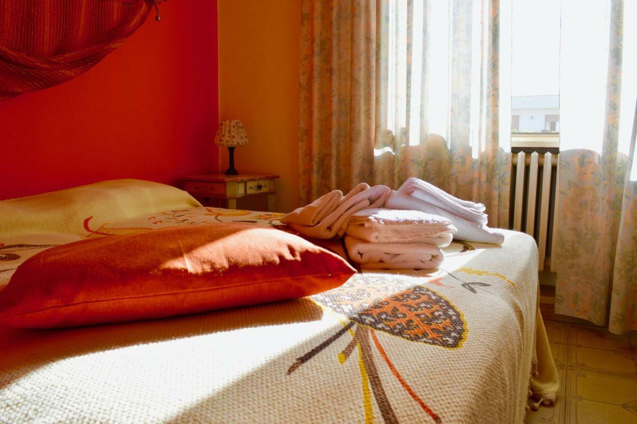 Suites Piazza Umberto فيغناكاستريسي المظهر الخارجي الصورة