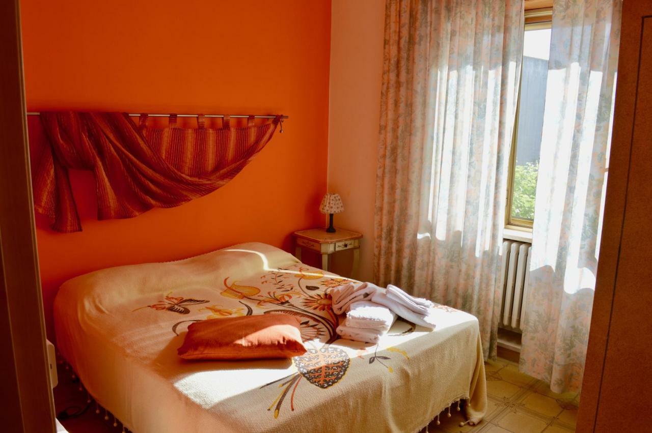 Suites Piazza Umberto فيغناكاستريسي المظهر الخارجي الصورة